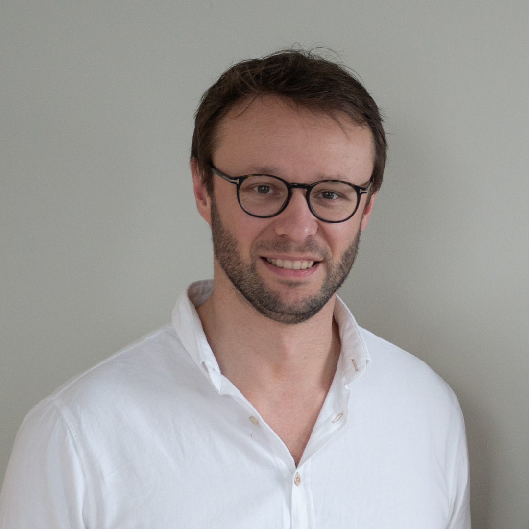 Gonzague Hoste Clinique Confidence Lille Marcq-en-Baroeul Médecin esthétique photo Chirurgien esthétique photo Médecine esthétique avant après Chirurgie esthétique avant après Injection botox avant après Injection acide hyaluronique avant après Rhinoplastie avant après Blépharoplastie avant après Lifting visage avant après Lipofilling avant après Peeling visage avant après Épilation laser avant après Traitement laser avant après Skinbooster avant après Mésothérapie visage avant après Contour des lèvres avant après Augmentation des lèvres avant après Traitement rides avant après Traitement cernes avant après Hydrafacial avant après Radiofréquence visage avant après HIFU avant après Microneedling avant après Traitement taches pigmentaires avant après Traitement cicatrices avant après Correction asymétrie visage avant après Médecin esthétique galerie photo Chirurgien esthétique galerie photo Photos résultats médecine esthétique Photos résultats chirurgie esthétique Avant après médecine esthétique Avant après chirurgie esthétique Photos traitement esthétique Résultats injection botox Résultats injection acide hyaluronique Résultats peeling visage Résultats épilation laser Résultats traitement laser Résultats soins visage esthétique Référencement image médecine esthétique Référencement photo médecin esthétique Référencement SEO photo chirurgie esthétique